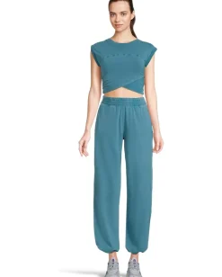 Women FP Movement Hot Shot Crossover Set