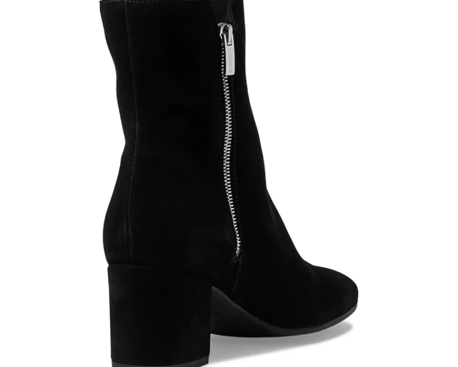 Women La Canadienne James