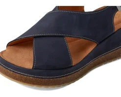 Women Clarks Kassanda Step