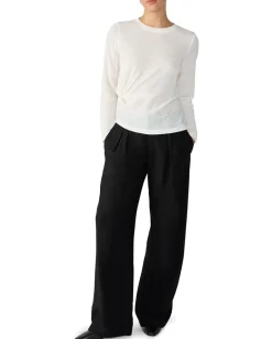 Sanctuary Knot Your Business Milk Outlet