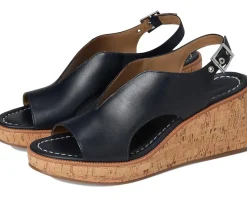 Women Bernardo Kuarta