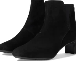 Women Clarks Kyndall Faye