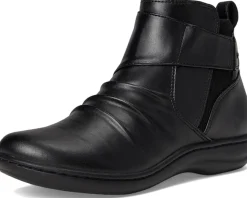 Clarks Laurieann Park Black Synthetic Hot