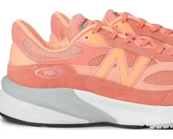 Women New Balance Classics Made in USA 990v6