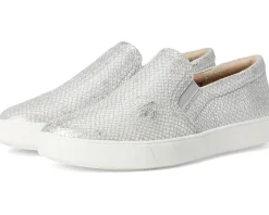 Women Naturalizer Marianne