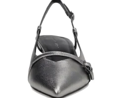 Women Bernardo Marietta