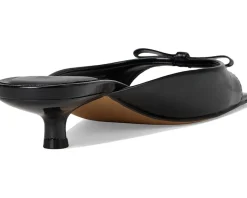 Women Steve Madden Meme