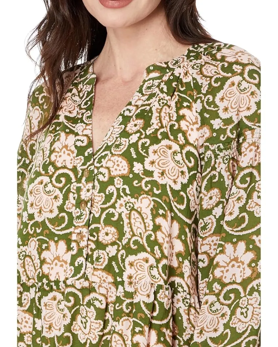 Sanctuary Morning Stroll Lush Flora Hot