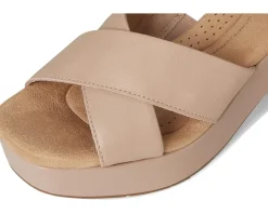 Clarks Nerisa Pearl Beige Leather Sale