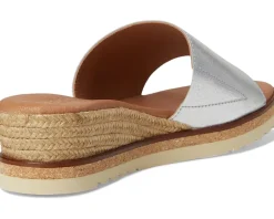 Women Andre Assous Nessie