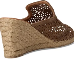 Andre Assous Nissa Cuero Discount