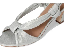 Women Bernardo Novah