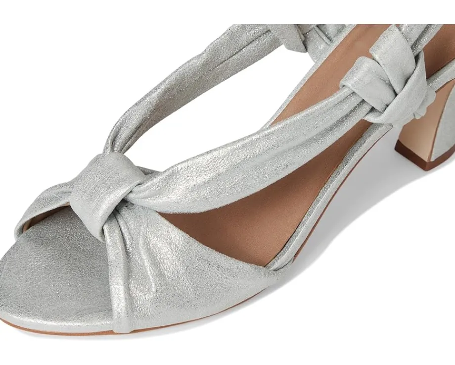 Women Bernardo Novah