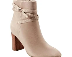 Women Bandolino Ocorn