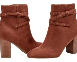 Women Bandolino Ocorn