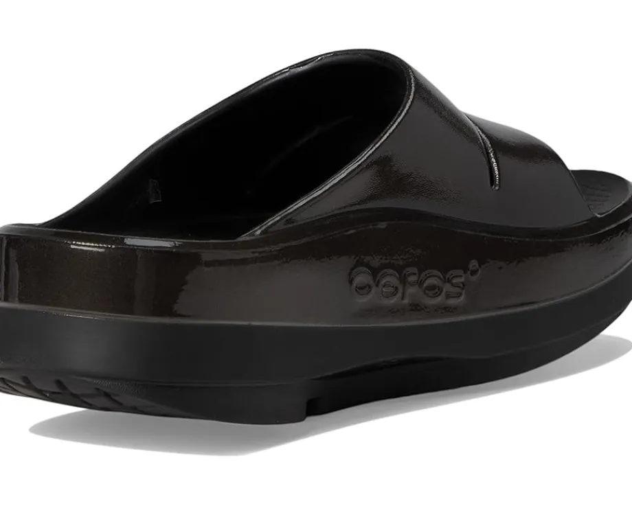 Women OOFOS Oomega Ooahh Stacked