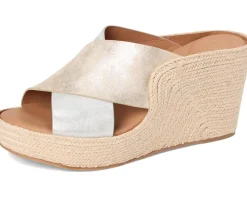 Women Gentle Souls by Kenneth Cole Porto