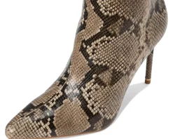 Women Kenneth Cole New York Quincy