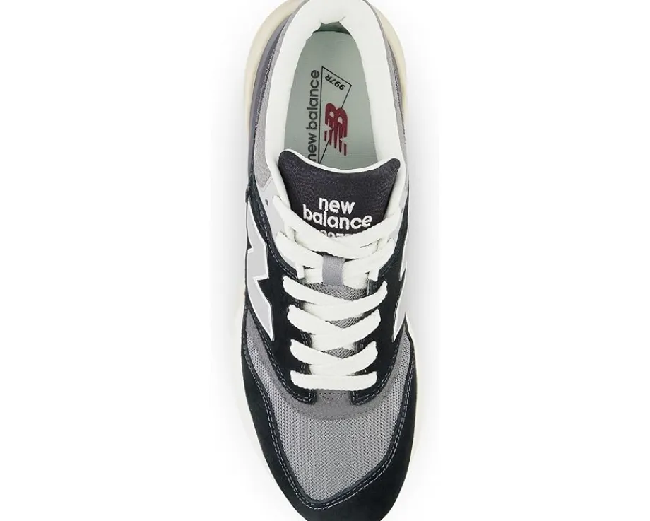 Women New Balance Classics 997R