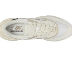 Women New Balance Classics 997R