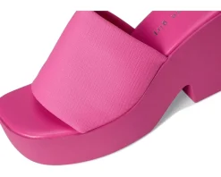 Women Madden Girl Raquell