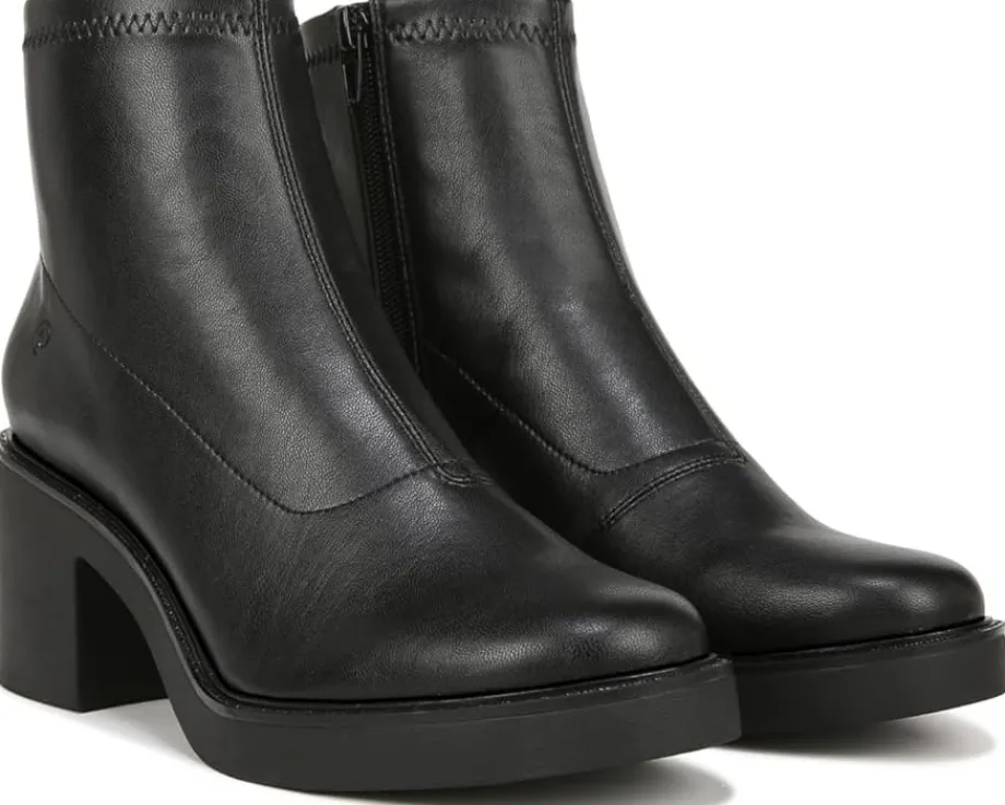 Women LifeStride Remix