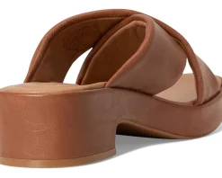 Women Gentle Souls by Kenneth Cole River