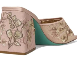 Blue by Betsey Johnson Roo Blush