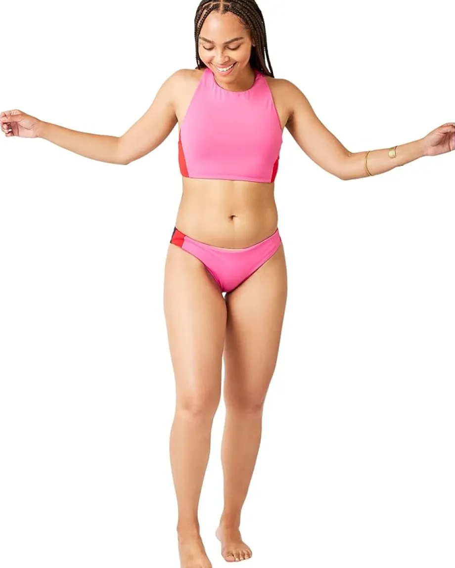 Women Carve Designs Sanitas Color-Block Top