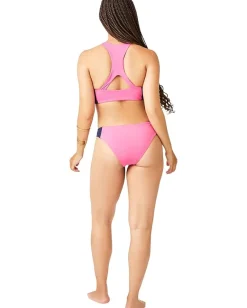 Women Carve Designs Sanitas Color-Block Top