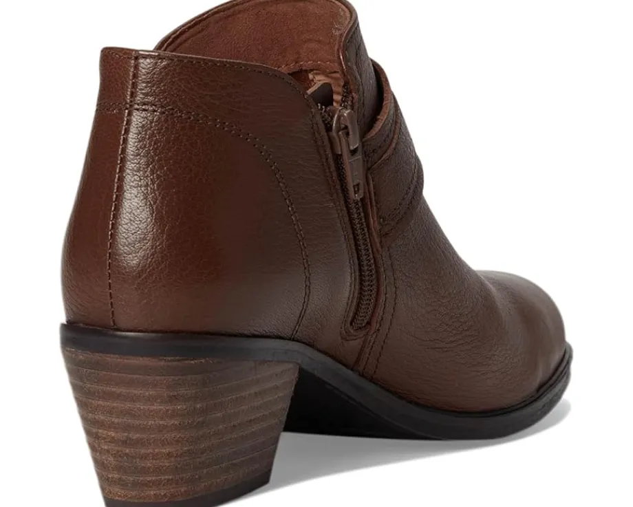 Women Cobb Hill Serri