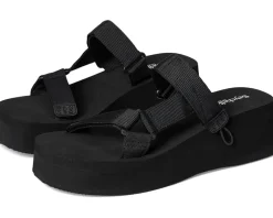 Women Seychelles Skip to Me