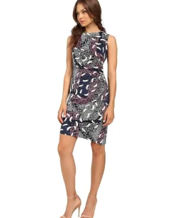 Women Donna Morgan Sleeveless Printed Matte Jersey Dress w/ Rouched Side