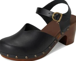 Women Sanita Solaima