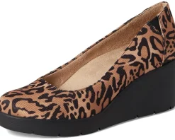 Women Naturalizer Soul About Time