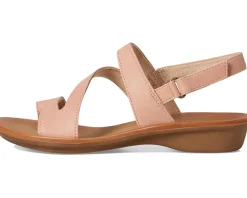 Women Naturalizer SOUL Shakina