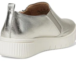 Women Naturalizer Soul Turner