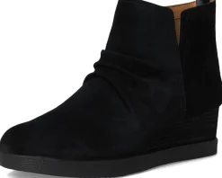 Dansko Stephanie Black Waterproof Suede