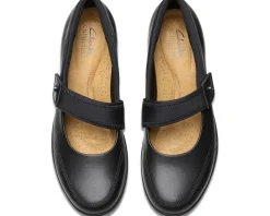 Women Clarks Suttyn May