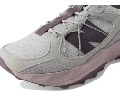 Women New Balance Tektrel