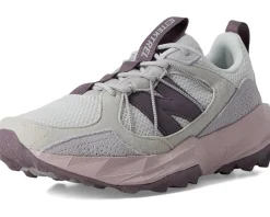 Women New Balance Tektrel
