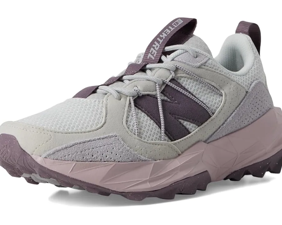 Women New Balance Tektrel