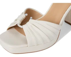 Women Badgley Mischka Veda