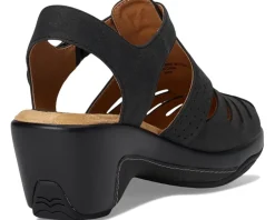 Women White Mountain Vie