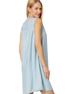 Women Vince Camuto V-Neck Sleeveless Dress