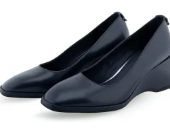 Women Aerosoles Women's Aurora