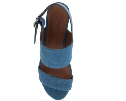 Women Aerosoles Women's Camera