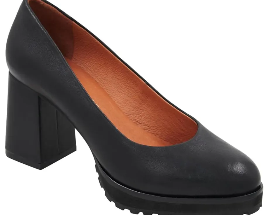 Andre Assous Women's Lucky Pump Discount