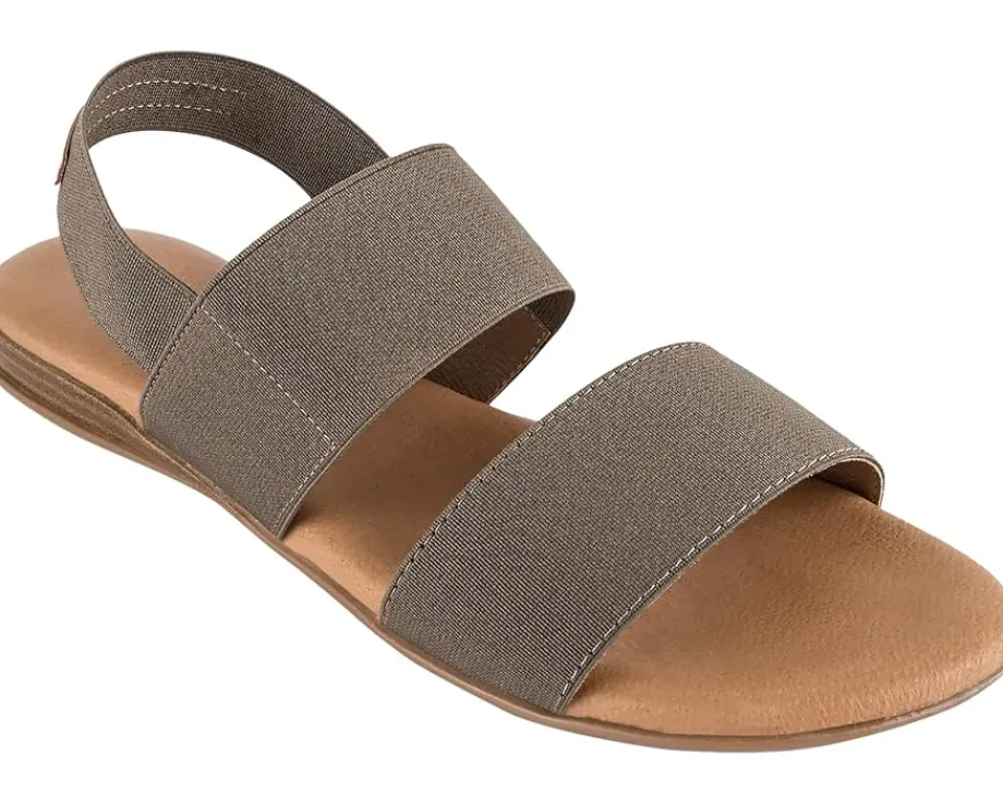 Andre Assous Women's Nigella Featherweight Sandal Sale