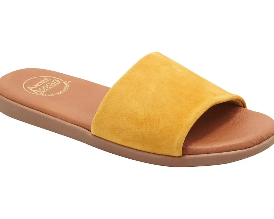 Andre Assous Women's Paloma Featherweight Flat Sandal Clearance